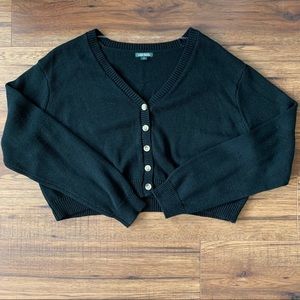 Black Long Sleeved Cropped Sweater